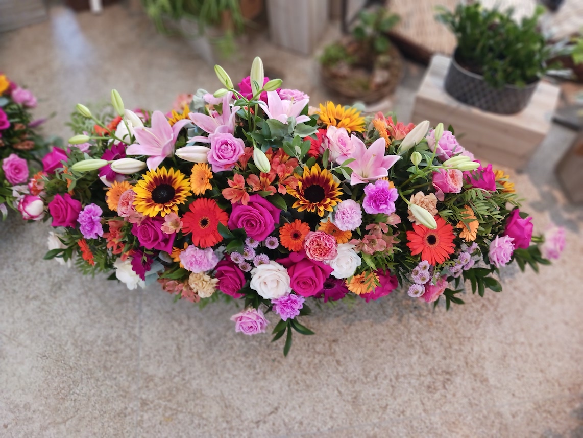 Funeral spray - Image 11