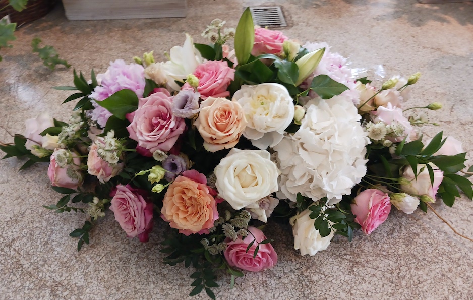 Funeral spray - Image 12